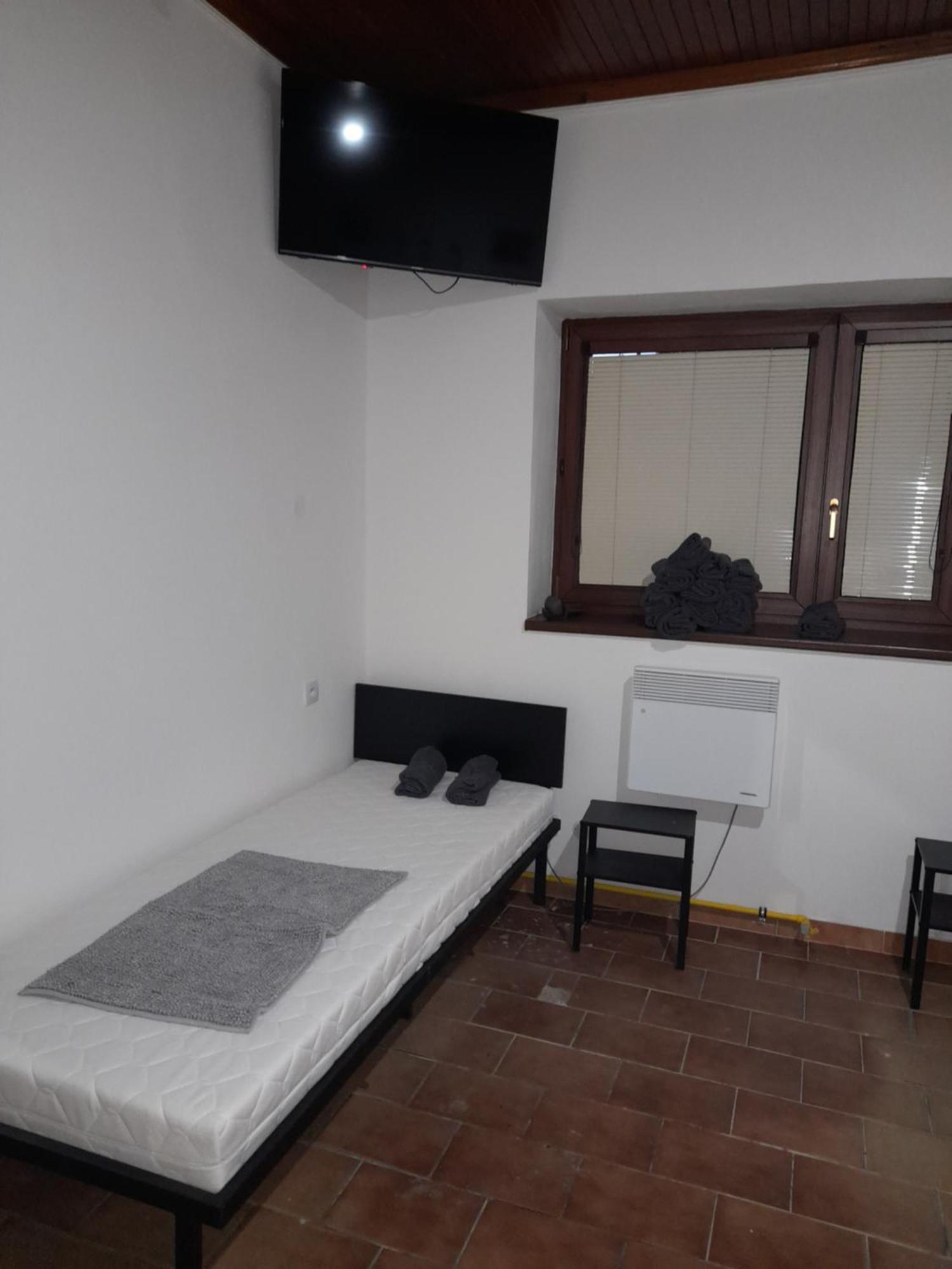 Vancurova Private Parking Apartment Brno