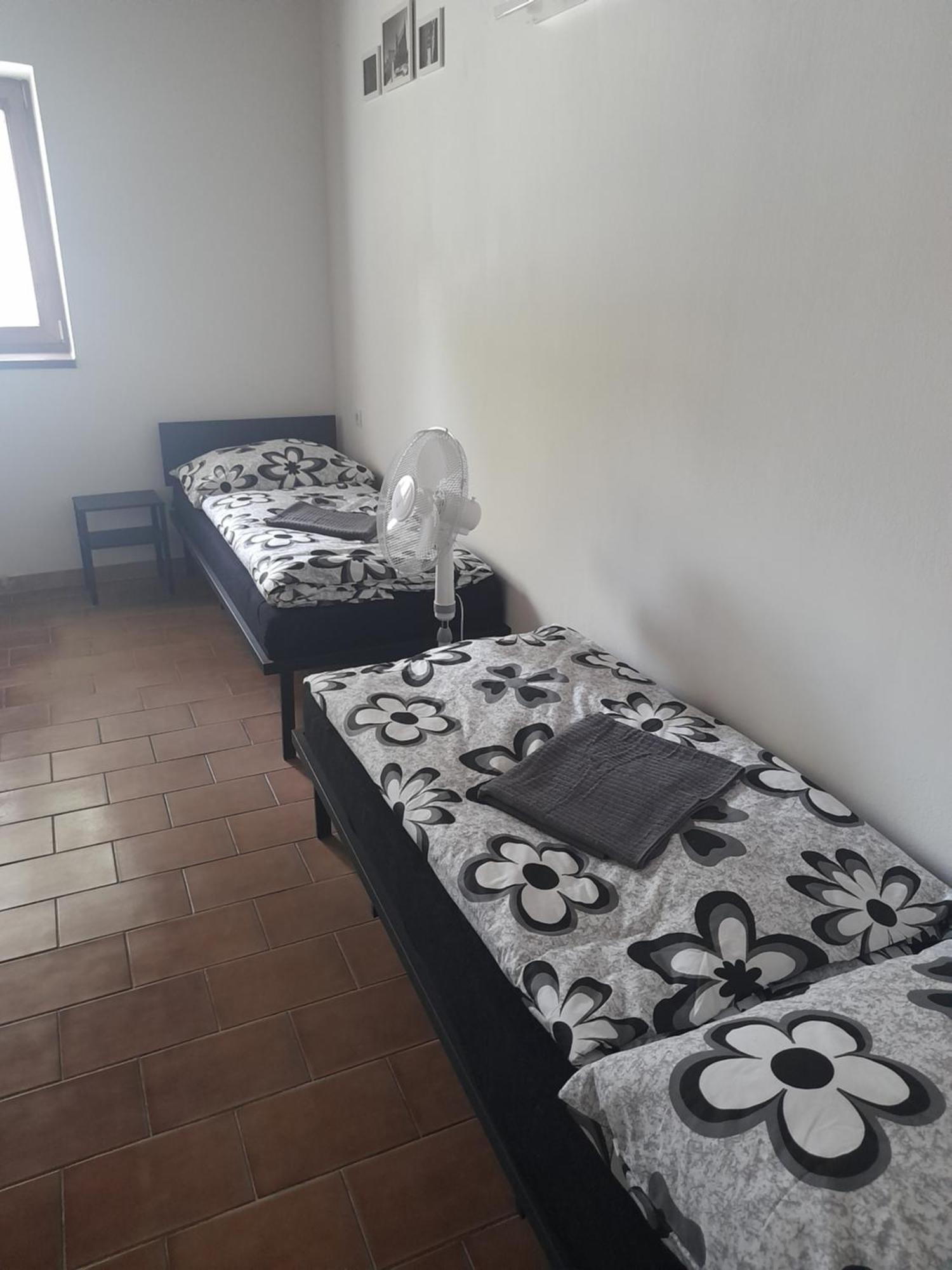 Vancurova Private Parking Brno
